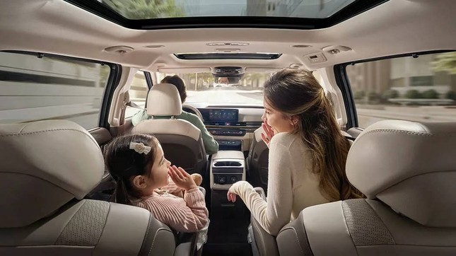 Thêm thông tin về Kia Carnival phiên bản mới ảnh 6