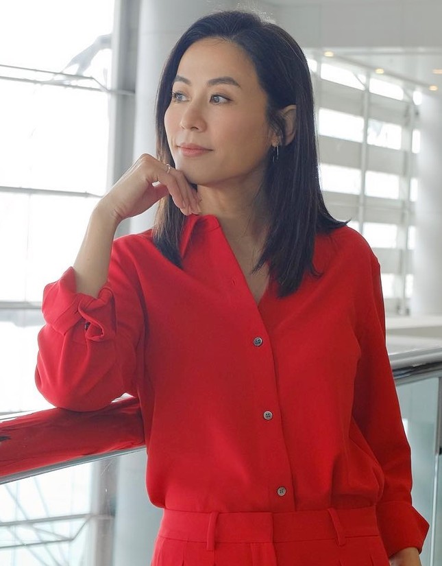 Tuyên Huyên sống độc thân, giàu có ở tuổi 53 ảnh 3