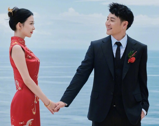 Phan Vỹ Bá cưới hot girl tai tiếng bước ra từ lò săn đại gia ảnh 3