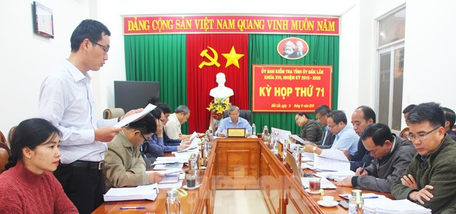 Xem xét trách nhiệm tổ chức, cá nhân vụ nữ trưởng phòng đánh tráo nhân thân ảnh 1