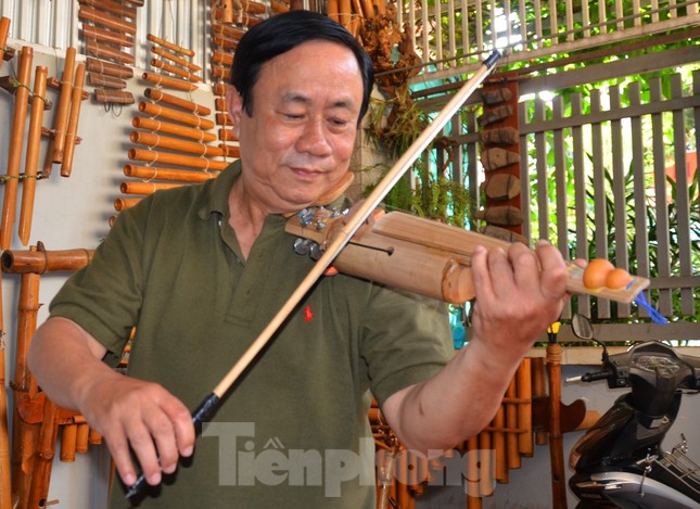 Độc lạ Violin tre và đàn Mõ bò ảnh 5