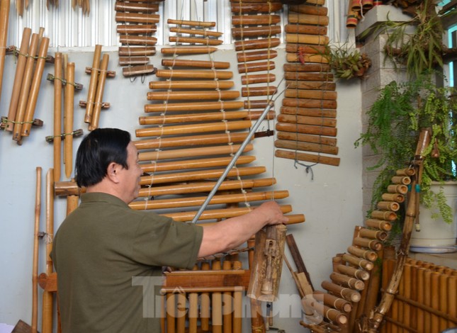 Độc lạ Violin tre và đàn Mõ bò ảnh 3