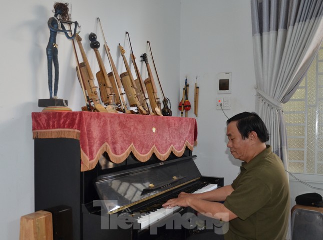Độc lạ Violin tre và đàn Mõ bò ảnh 8