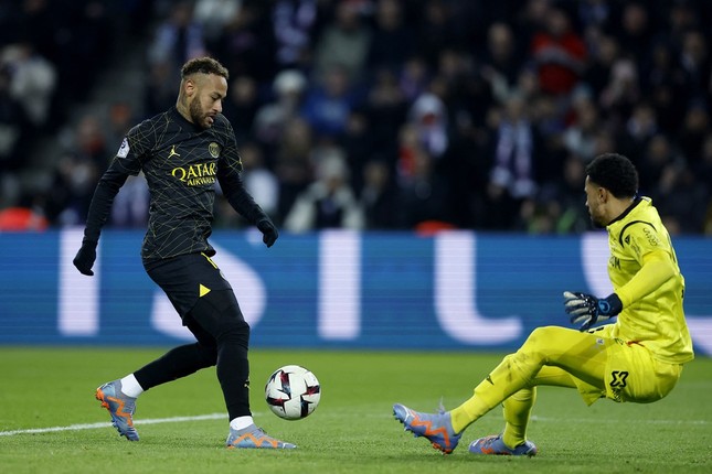 Messi vuelve a callar, el PSG no vuelve a ganar foto 2