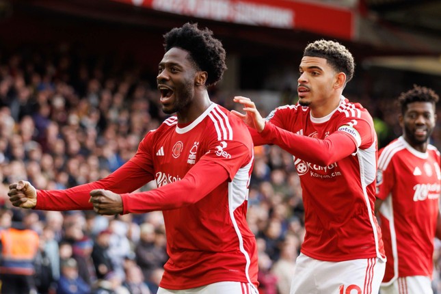 Thua sốc Nottingham Forest, Aston Villa lỡ cơ hội vào tốp 3 ảnh 7