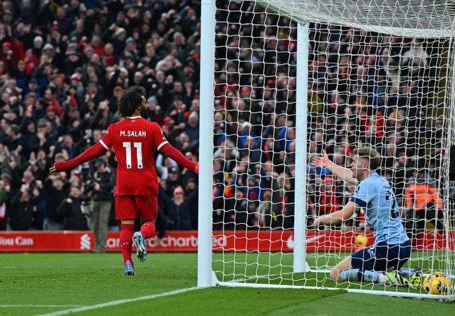 Salah lập cú đúp, Liverpool đại thắng Brentford 3-0 ảnh 6