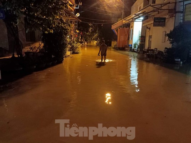 Ngập lụt, sạt lở nghiêm trọng ở Yên Bái, 2 người thiệt mạng ảnh 1