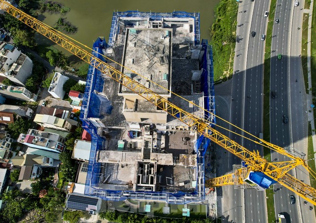 TPHCM cắt ngọn chung cư xây trái phép ảnh 3