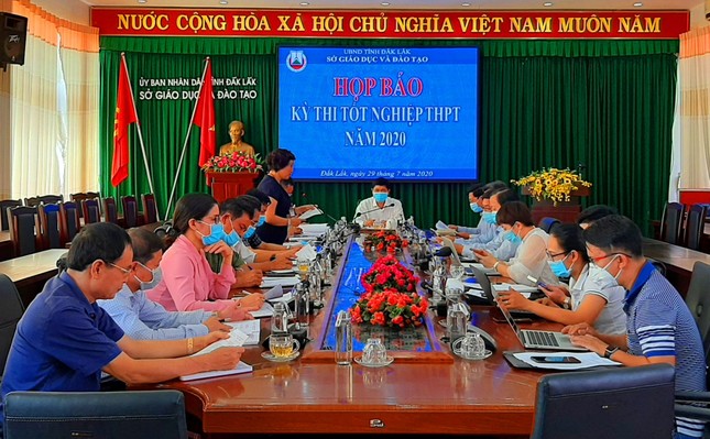 Thi tốt nghiệp THPT tại nơi có người mắc COVID-19 thế nào? ảnh 1
