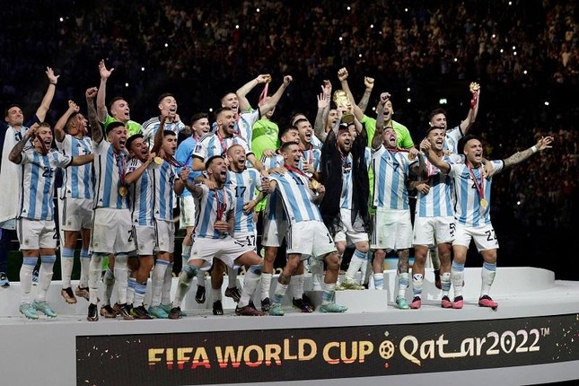 Vô địch World Cup 2022 tuy nhiên tuyển chọn Argentina chỉ đứng thứ hai trái đất hình ảnh 1
