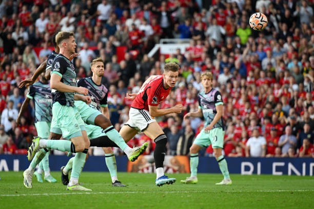 McTominay hóa người hùng cứu Ten Hag và MU trong 4 phút bù giờ ảnh 2