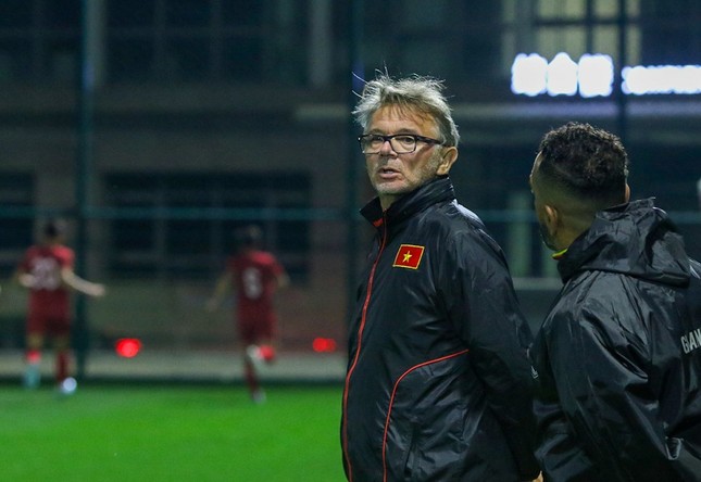 Tuyển Việt Nam thay đổi kế hoạch giao hữu ở Trung Quốc vì quy định của FIFA ảnh 1