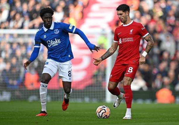 Cú đúp của Salah mang lại chiến thắng cho Liverpool trong đại chiến vùng Merseyside ảnh 15
