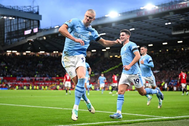 MU thảm bại trận derby ảnh 12