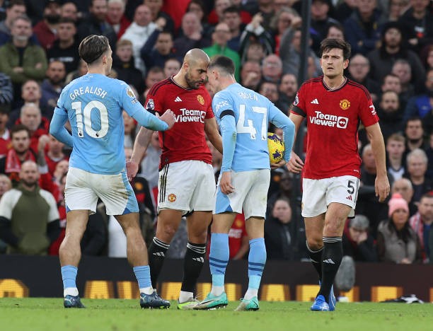 MU thảm bại trận derby ảnh 8