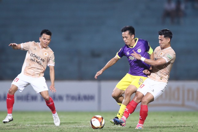 Night Wolf V.League 1-2023/24: CAHN nối mạch thắng, CLB Hà Nội kéo dài mạch thua ảnh 4