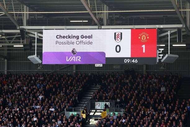 Thắng chật vật Fulham phút cuối, MU tạm dừng cơn khát điểm ảnh 8