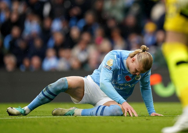 Erling Haaland chấn thương, tịt ngòi dù Man City thắng 6 sao ảnh 1