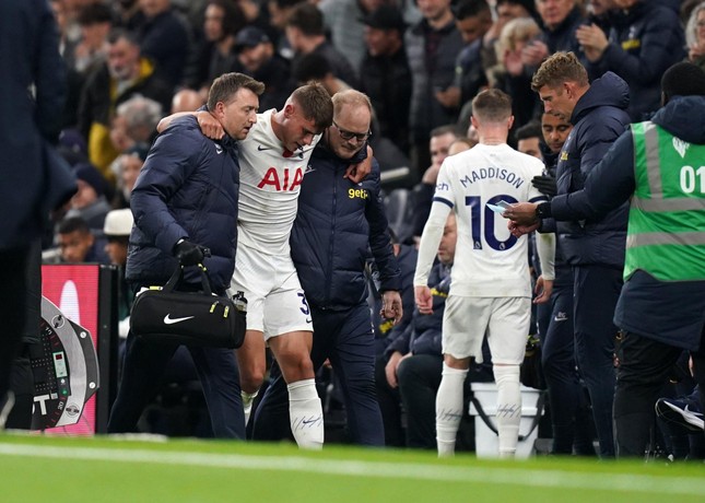 Tottenham tan nát đội hình sau trận thua thảm Chelsea ảnh 1
