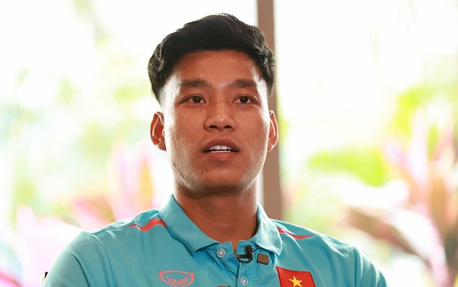 Vũ Văn Thanh: ‘Mặt sân xấu, nhưng tuyển Việt Nam không e ngại’ ảnh 1