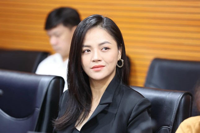 Diễn viên Thu Quỳnh và trải nghiệm đóng nữ y tá bảo vệ phụ nữ vùng cao khỏi tục bắt vợ ảnh 5