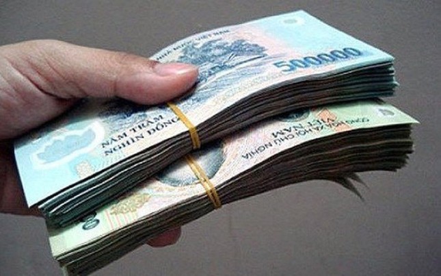 Hai cựu công an bị cáo buộc cho đồng nghiệp vay lãi nặng, tổ chức đánh bạc ảnh 1