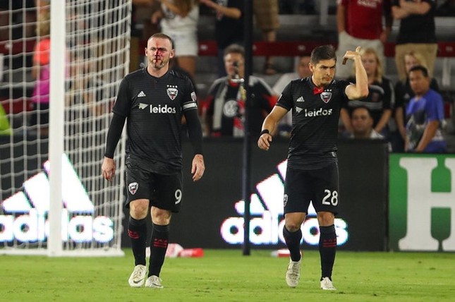 Wayne Rooney dính chấn thương kinh dị ở Mỹ ảnh 1