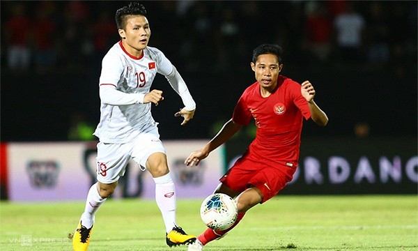 Phá 'lời nguyền' xứ vạn đảo, tuyển Việt Nam thắng tưng bừng Indonesia ảnh 12