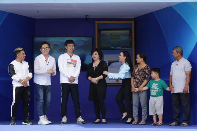 Lê Giang tiết lộ mới bơm lỗ tai cho phúc hậu, vòng 1 quá 'khủng' gây khó khăn ảnh 2