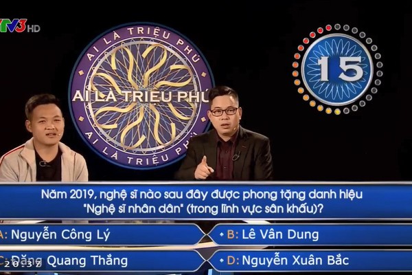 ‘Ai là triệu phú’ khiến người chơi gặp khó khăn khi hỏi về NSND Công Lý ảnh 2