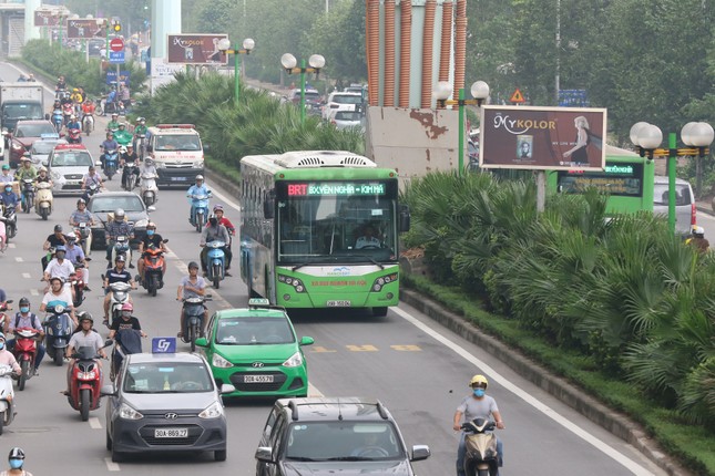 Có 'khai tử' tuyến buýt BRT ở Hà Nội? ảnh 1