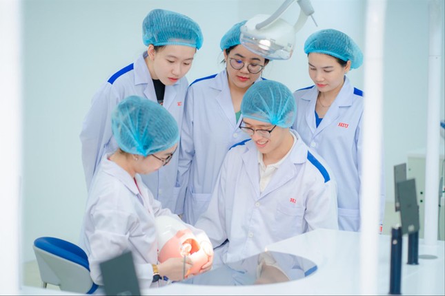 Phát triển TPHCM thành trung tâm chăm sóc sức khỏe của ASEAN: Nâng mình để hút nguồn lực ảnh 3
