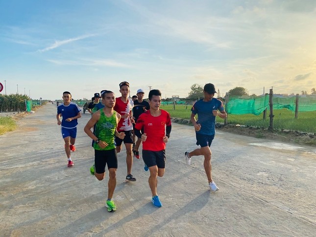 Sao điền kinh rộn ràng 'đổ bộ' Lý Sơn ảnh 3