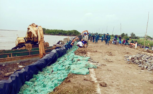 Dự án nâng cấp đê biển Tây ở Cà Mau: Lộ nhiều sai phạm ảnh 1