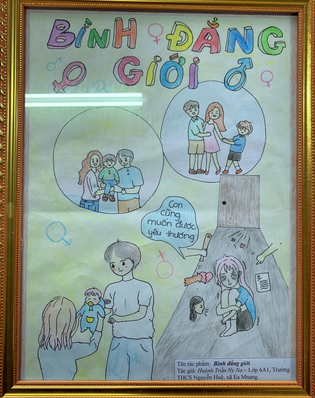 Học sinh Đắk Lắk vẽ tranh truyền tải thông điệp về bình đẳng giới ảnh 5
