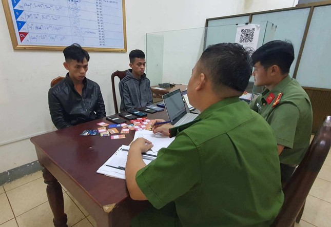 Lừa vay tiền qua ví điện tử, hai đối tượng chiếm đoạt hơn 5 tỷ đồng ảnh 1