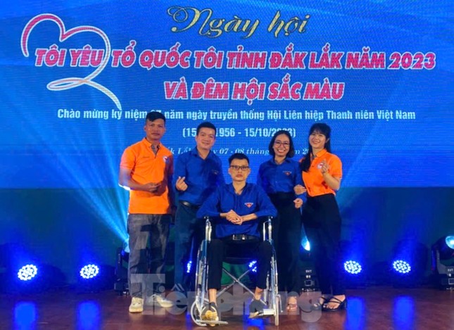 Chàng trai 9x lan tỏa yêu thương, tình nguyện vì cộng đồng ảnh 6