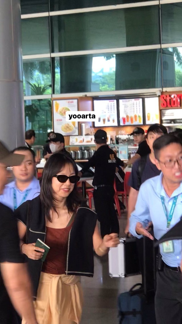 Nữ hoàng gợi cảm Lee Hyori đến Việt Nam ảnh 1
