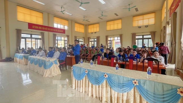 Tuyên truyền xóa bỏ lạc hậu, phòng chống tệ nạn xã hội ở vùng cao Hòa Bình ảnh 3