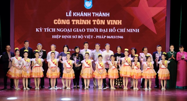 Khánh thành công trình Tôn vinh kỳ tích ngoại giao thời đại Hồ Chí Minh ảnh 3