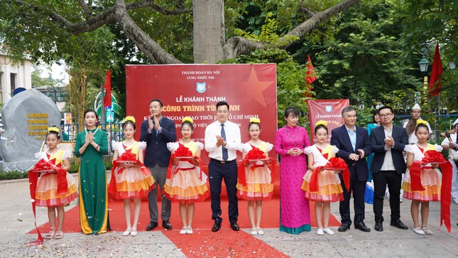 Khánh thành công trình Tôn vinh kỳ tích ngoại giao thời đại Hồ Chí Minh ảnh 4