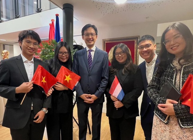 Chủ tịch Hội Sinh viên Việt Nam tại Hà Lan: Kết nối, tăng cơ hội giao lưu sinh viên trong nước và quốc tế ảnh 2
