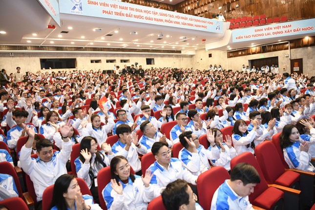 Toàn cảnh phiên khai mạc Đại hội toàn quốc Hội Sinh viên Việt Nam lần thứ XI ảnh 7