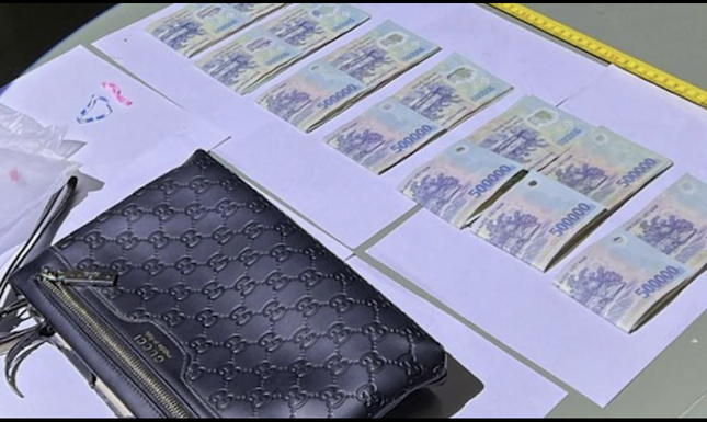 Bắt hai đối tượng vận chuyển hơn 12.000 viên ma túy cùng ‘hàng nóng’ ảnh 5
