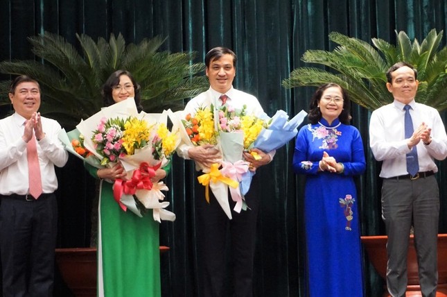 Bí thư Nguyễn Văn Nên: ‘Phải quan tâm đặc biệt đến công tác cán bộ’ ảnh 2