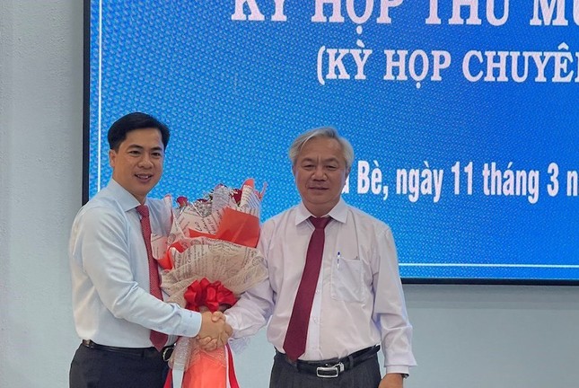 Ông Triệu Đỗ Hồng Phước giữ chức Chủ tịch UBND huyện Nhà Bè ảnh 1