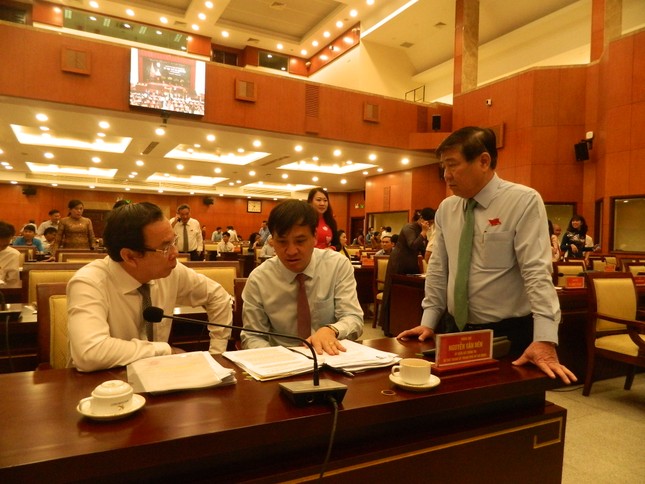 Bí thư TPHCM Nguyễn Văn Nên nói về việc không ứng cử ĐBQH khóa XV ảnh 1