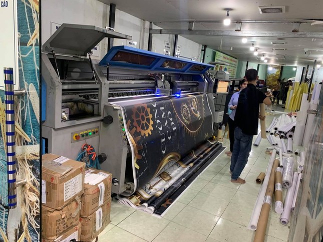 In UV quảng cáo uy tín tại công ty In Việt ADV ảnh 1