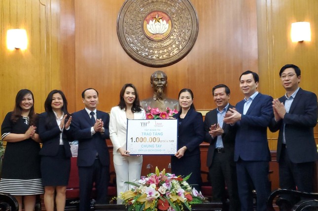 TH true MILK tặng 1 triệu ly sữa cho người cách ly, tham gia chống dịch Covid-19 ảnh 2