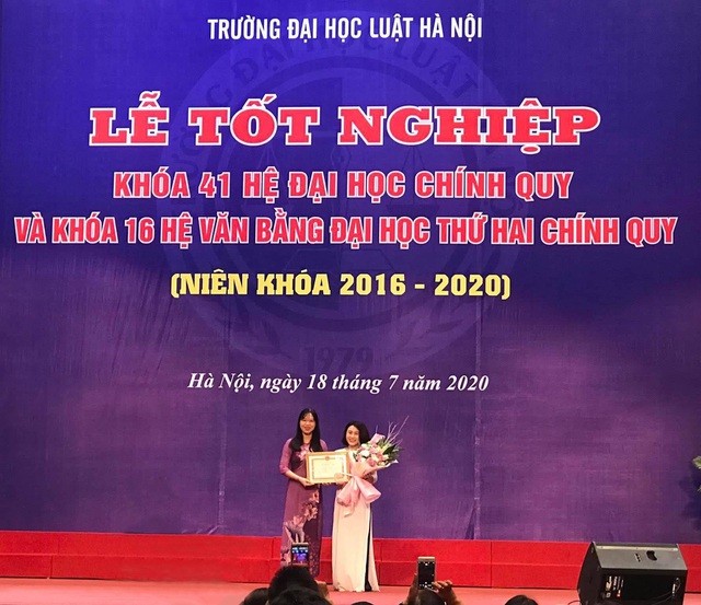 Thành tích 'khủng' của nữ sinh Á khoa đầu vào, thủ khoa đầu ra ĐH Luật Hà Nội ảnh 3